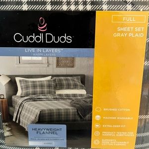 Full Flannel Sheets CuddlDuds Grey and white